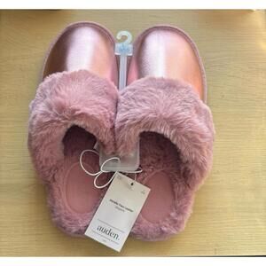 Auden Pink Metallic Slippers